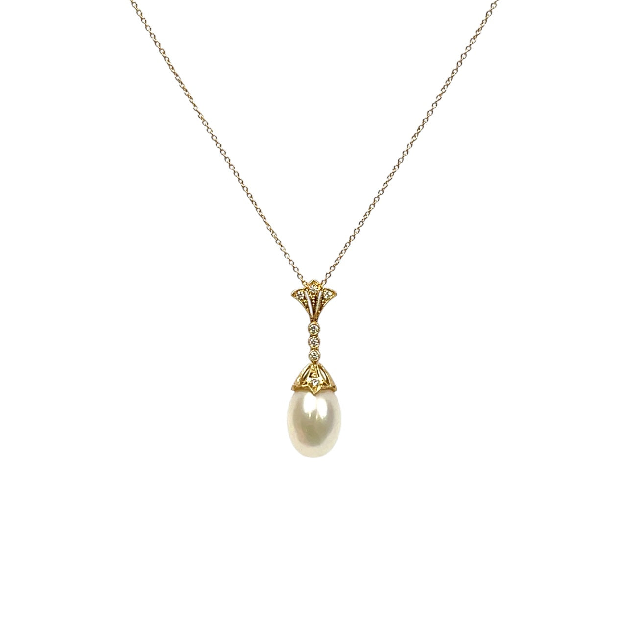 18ct Yellow Gold Diamond & Pearl Drop Pendant (16")