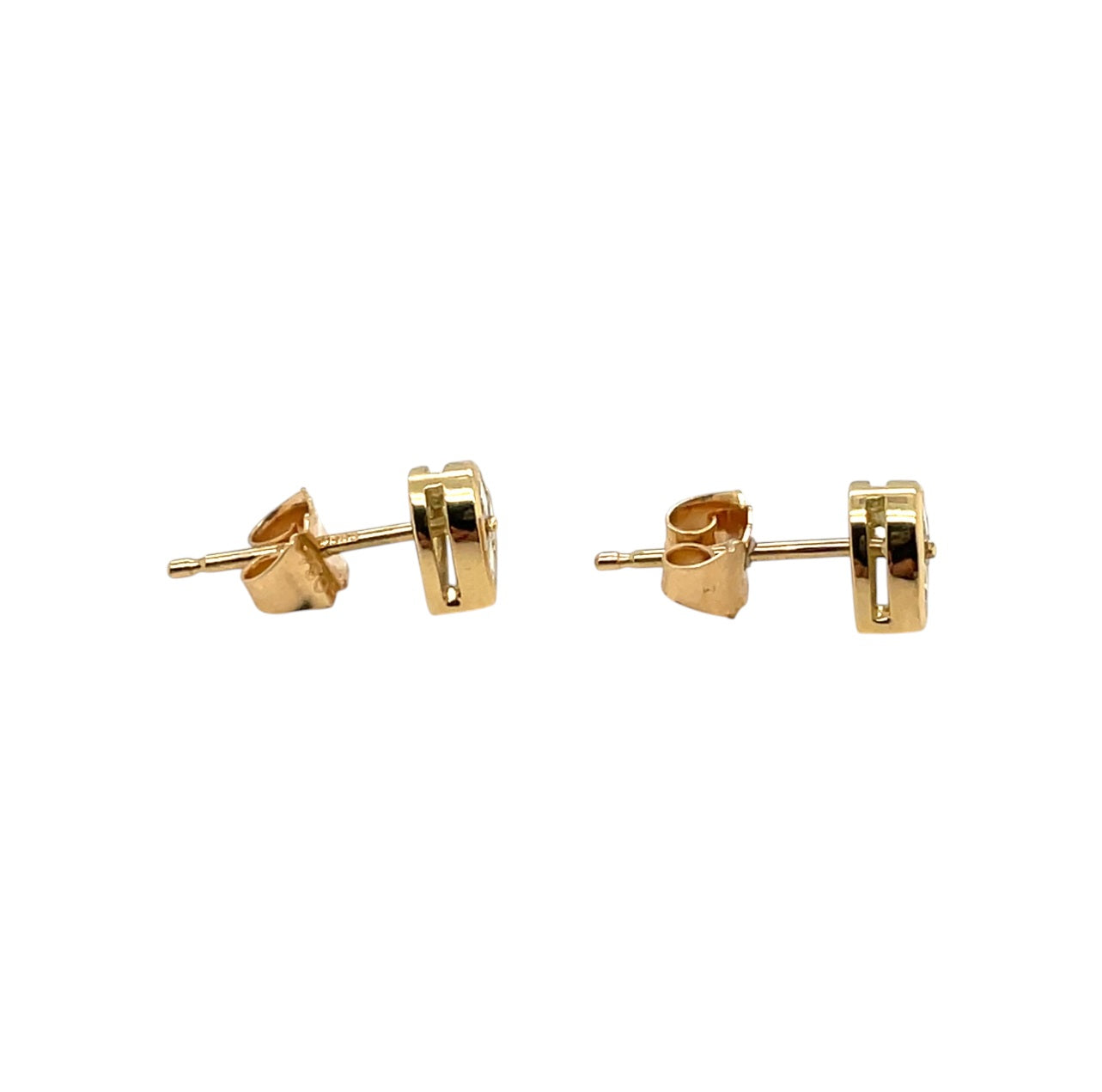 18ct Yellow Gold Diamond Heart Stud Earrings