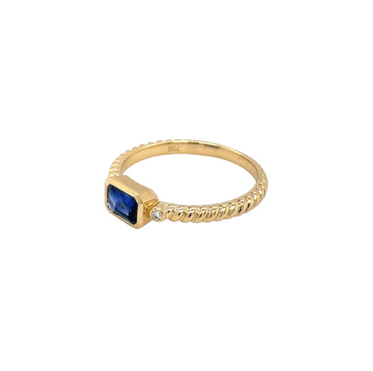 18ct Yellow Gold Sapphire & Diamond Ring (N)