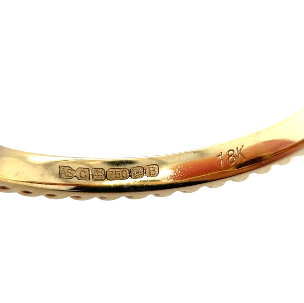 18ct Yellow Gold Sapphire & Diamond Ring (N)
