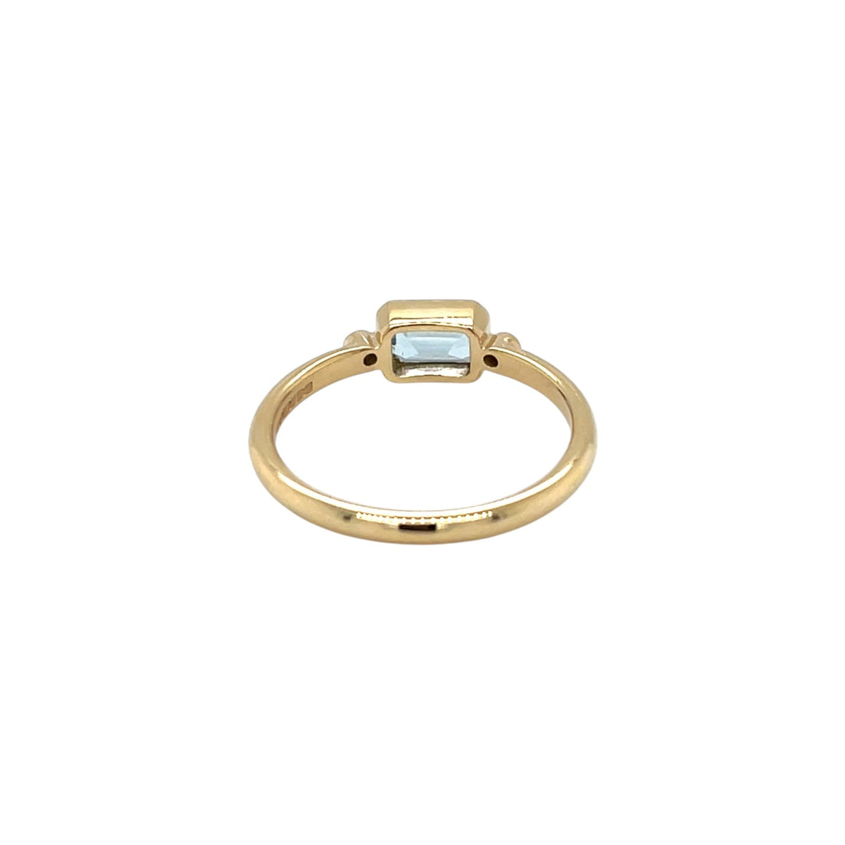 18ct Yellow Gold Aquamarine & Diamond Ring (N)