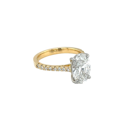 18ct Yellow Gold & Platinum Oval Synthetic Diamond Ring (M)