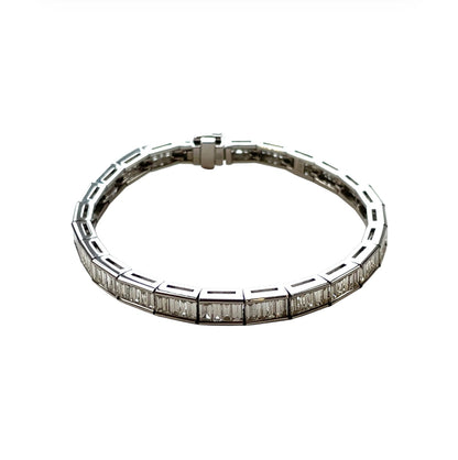18ct White Gold Baguette Diamond Line Bracelet (7”)