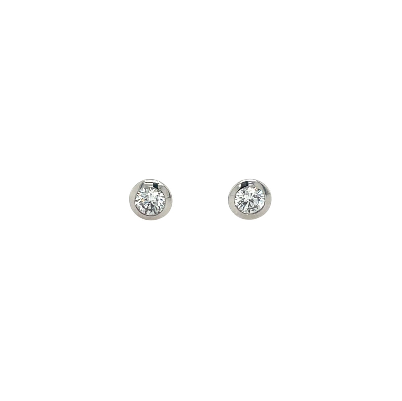 18ct White Gold Diamond Stud Earrings