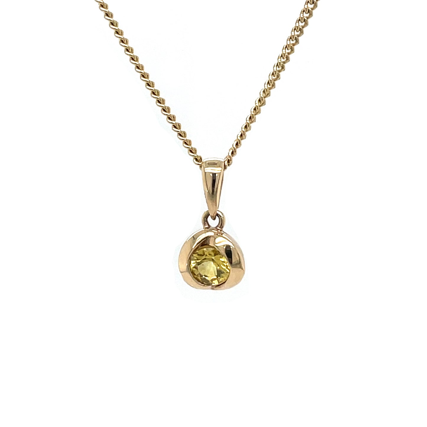 9ct Yellow Gold Sapphire Pendant