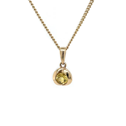 9ct Yellow Gold Sapphire Pendant