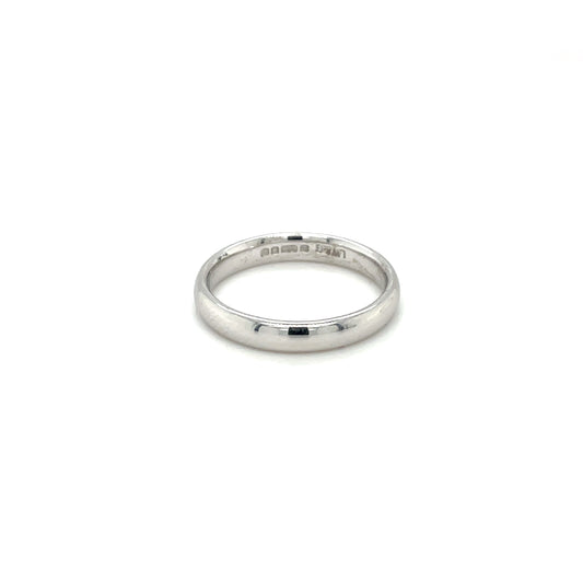 18ct White Gold Court Wedding Band (M)