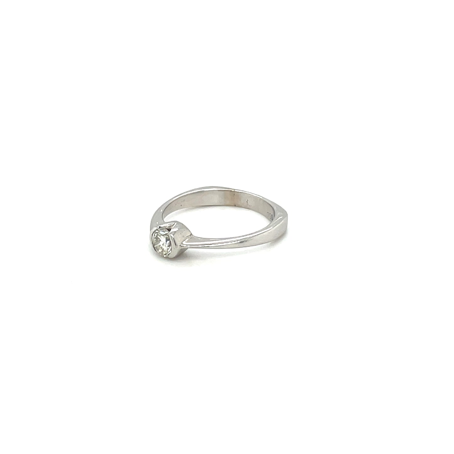 18ct White Gold Solitaire Diamond Ring
