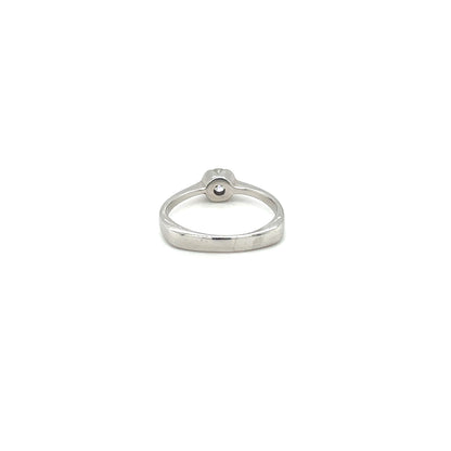 18ct White Gold Solitaire Diamond Ring
