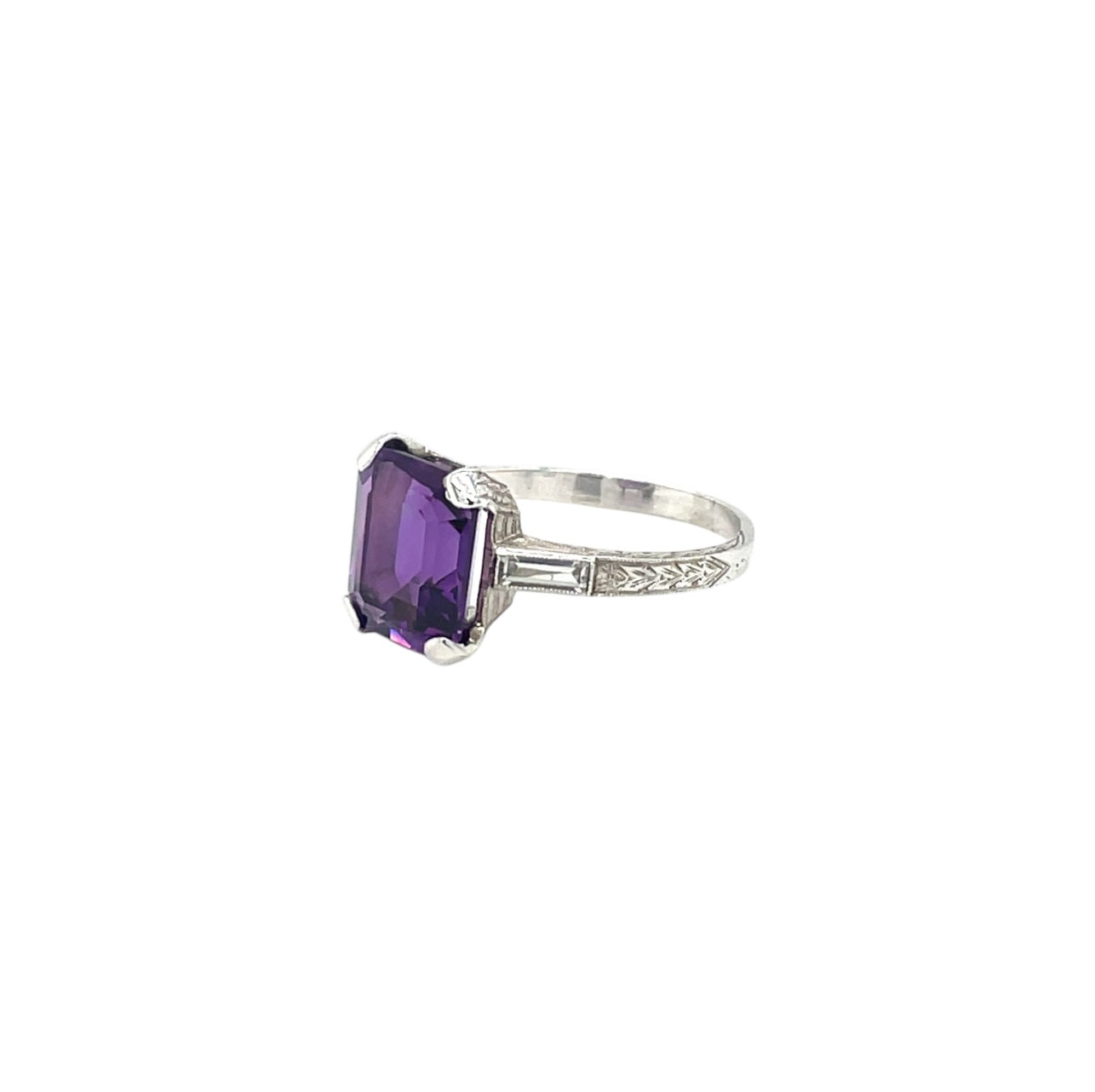14ct White Gold Amethyst & Diamond Ring (P1/2)