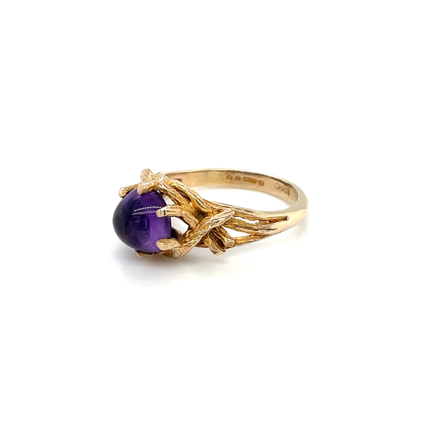 9ct Yellow Gold Cabochon Amethyst Ring