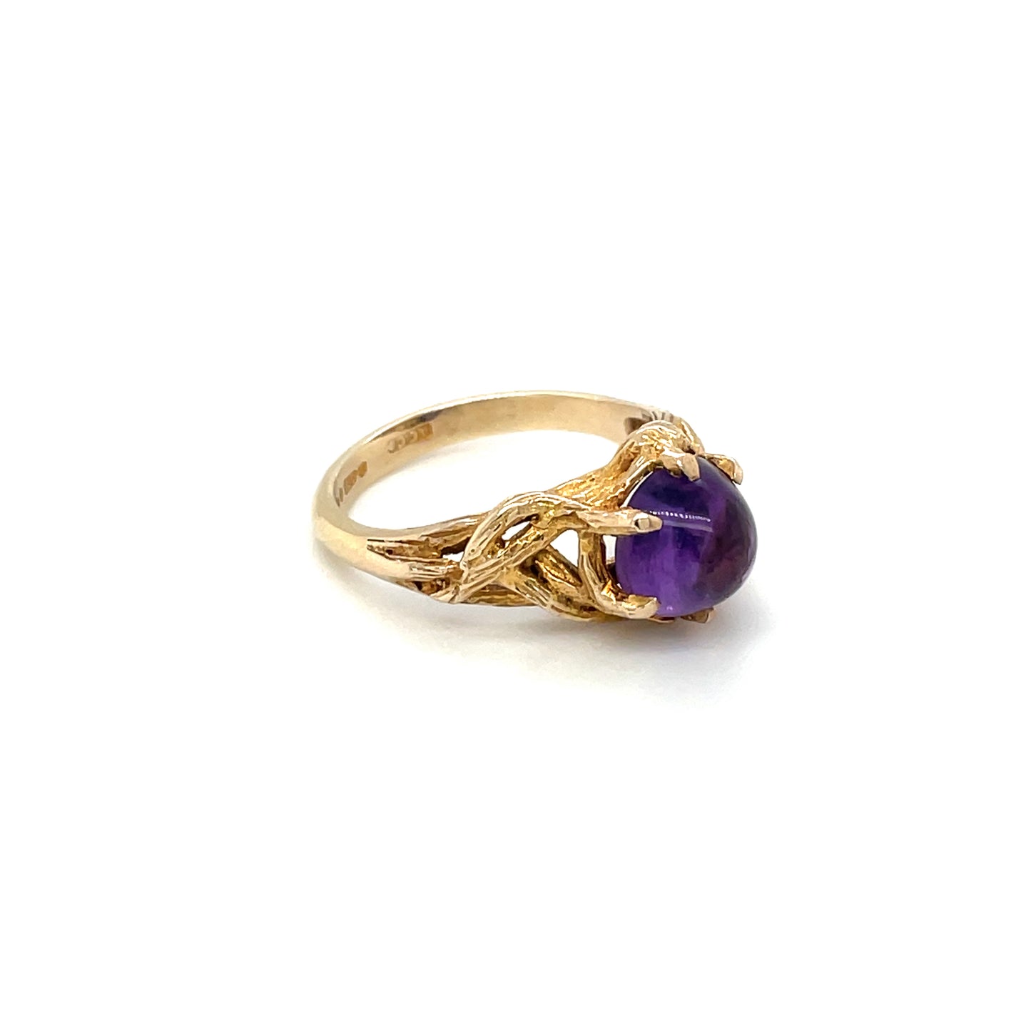 9ct Yellow Gold Cabochon Amethyst Ring