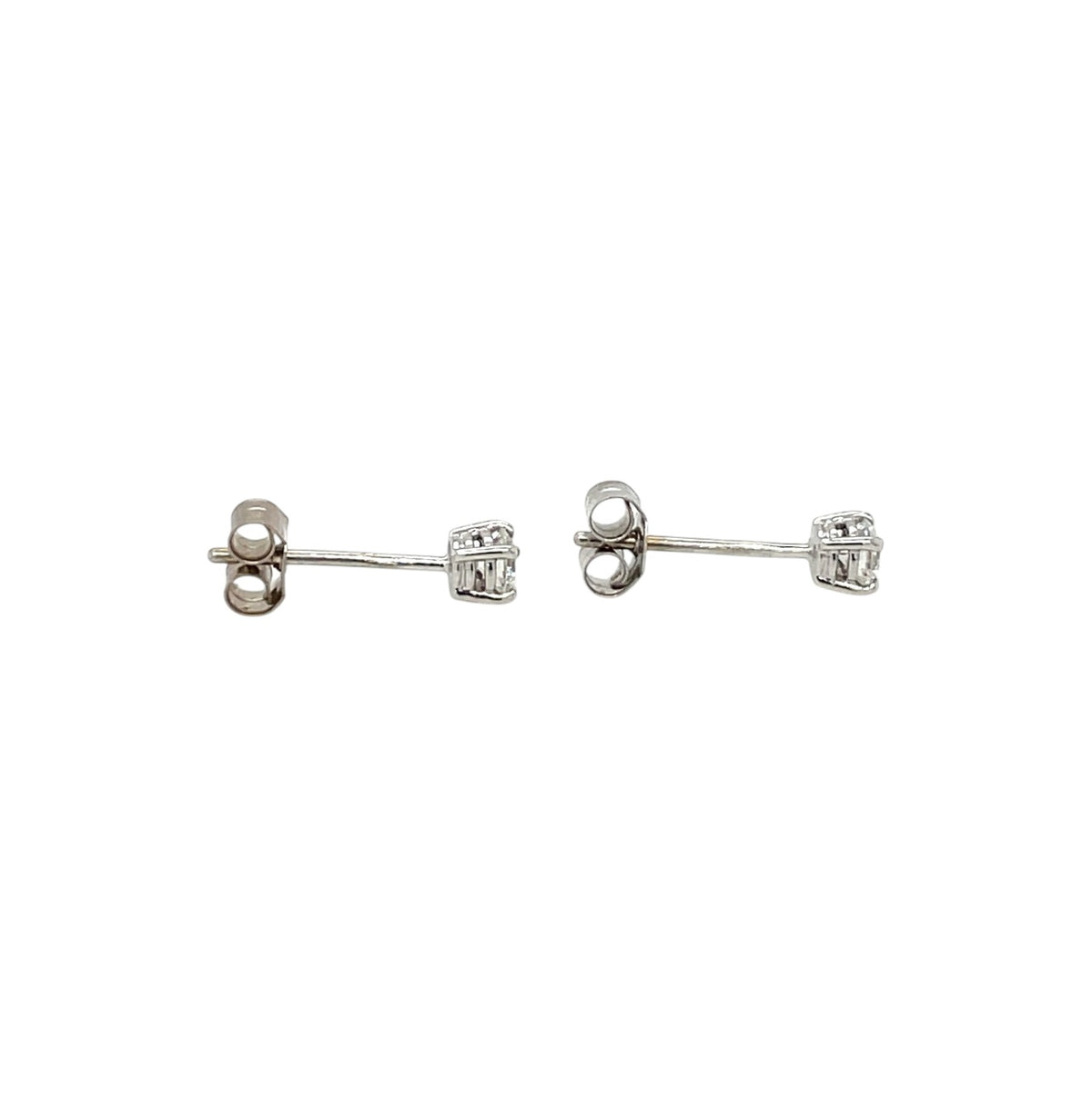 18ct White Gold Diamond Stud Earrings