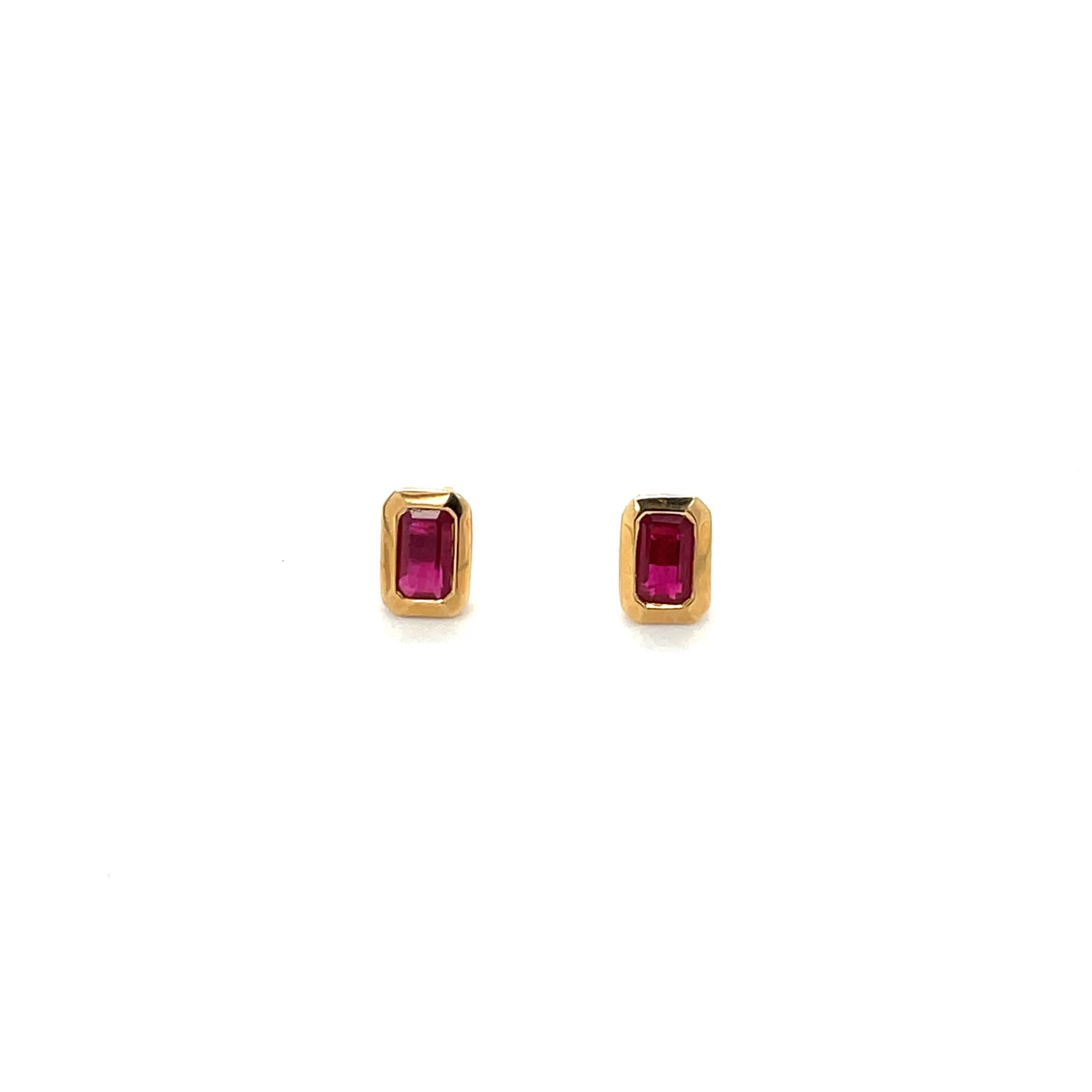 18ct Yellow Gold Rectangle Ruby Stud Earrings