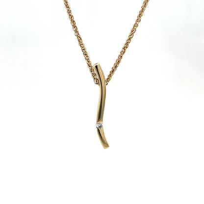 9ct Yellow Gold Curved Bar-Shape Pendant & Chain